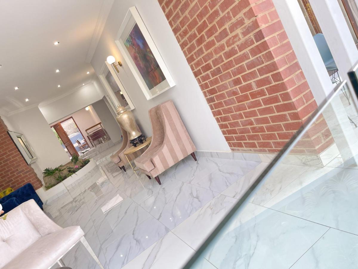 Amoris Guest House-randburg Gasthuis